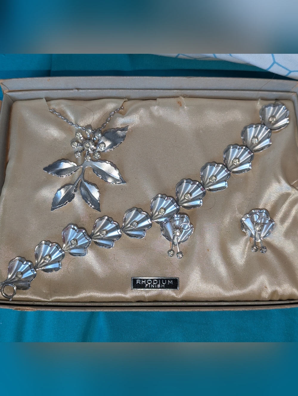 Vintage Chappelle Silver Leaf & Shell Jewelry Set - New Condition Gorgeous!